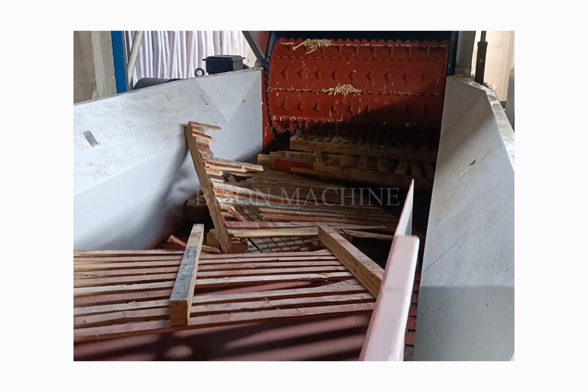 <span style="color:#0947cf;"><strong><span style="font-family:Poppins;">One-Step Processing with Metal Separation</span></strong></span> <link href="https://fonts.googleapis.com/css?family=Poppins|仿宋_gb2312" rel="stylesheet" type="text/css" />